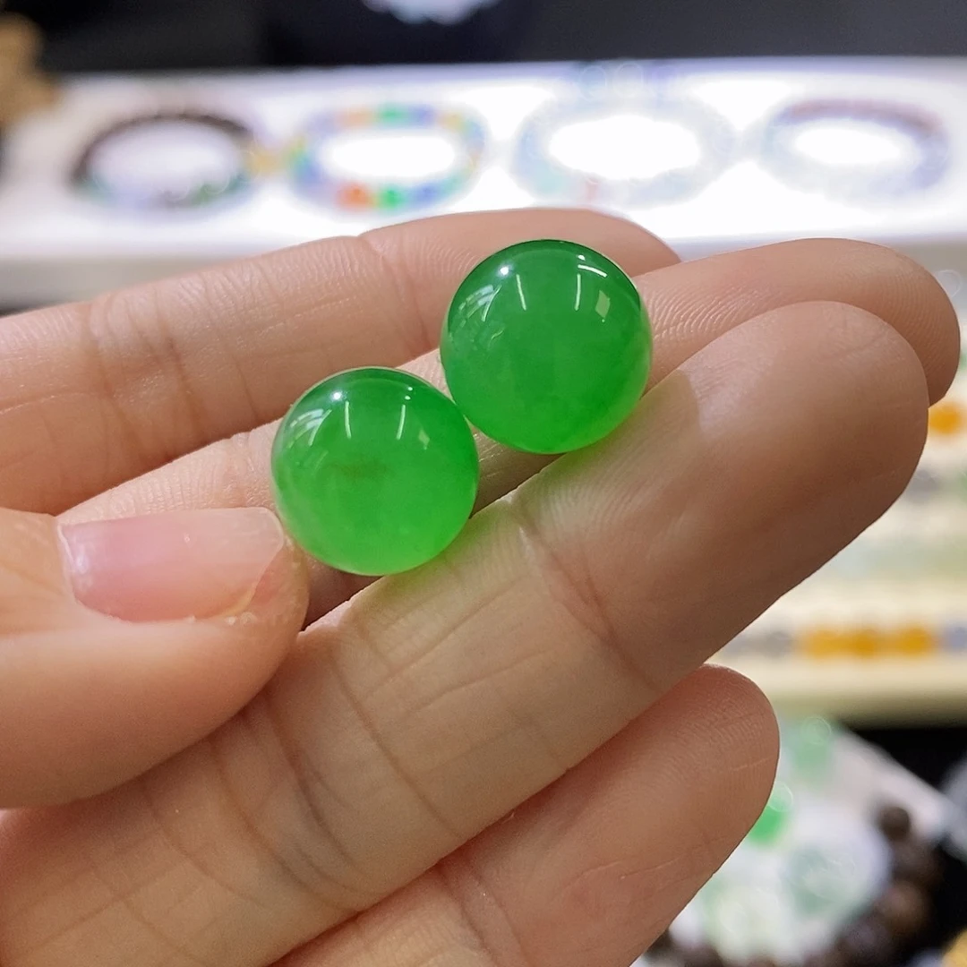 未镶嵌挂件翡翠对珠尾款