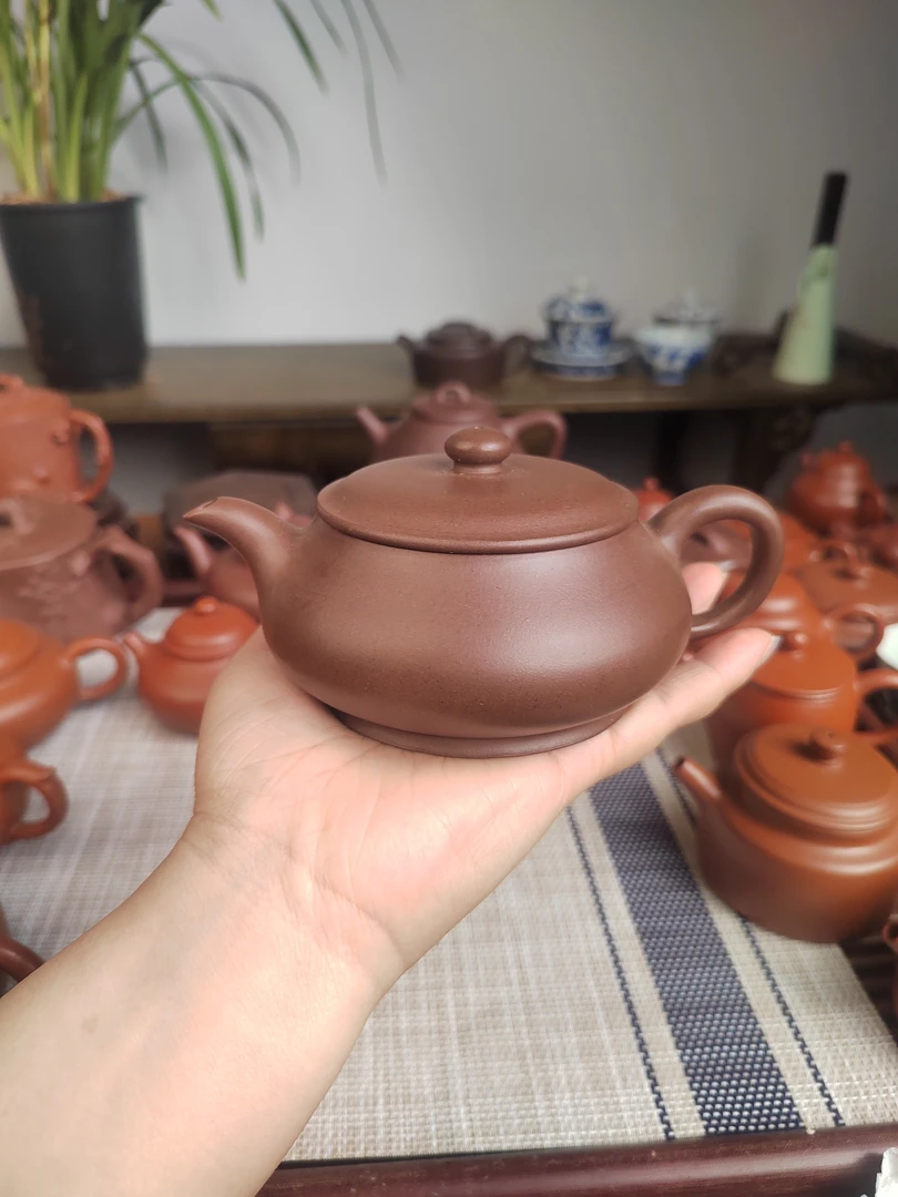 宜兴市丁蜀镇紫泥明炉壶