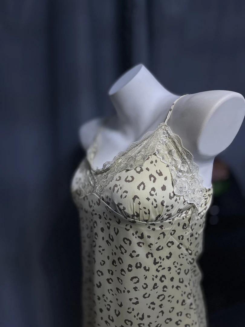 睡裙结婚女豹纹宫廷碎花夏季复古透气性感V领白色