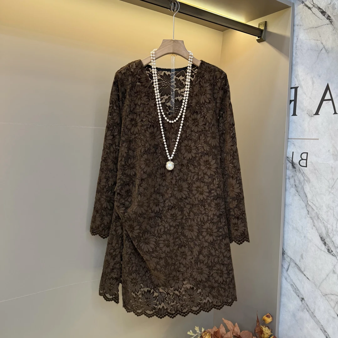 2025秋冬欧货高级v领植绒提花设计感捏褶开叉中长款洋气上衣25069