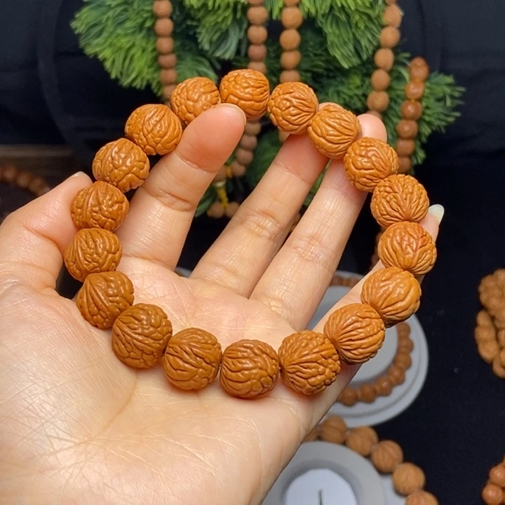 秦岭龙纹桃核手串