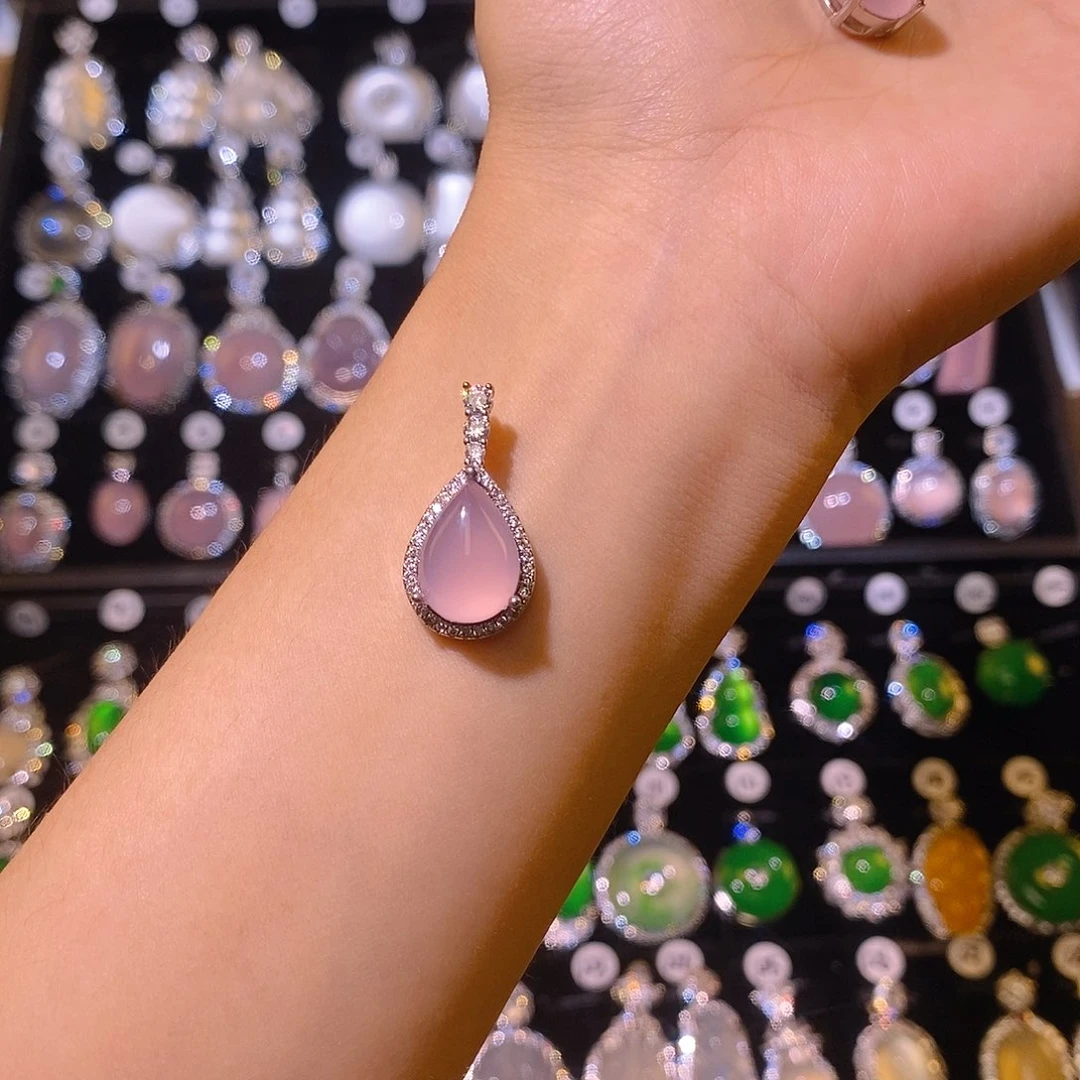 合金颈饰玛瑙/玉髓