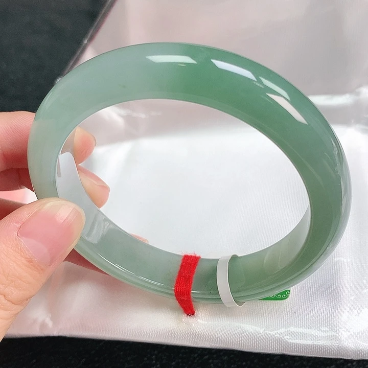 【闪购商品】翡翠手镯未镶嵌5657圈