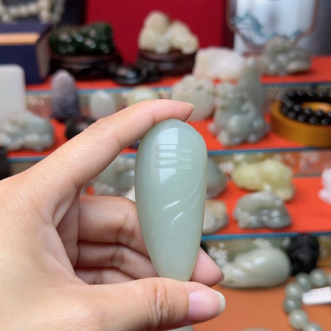 未镶嵌和田玉挂件