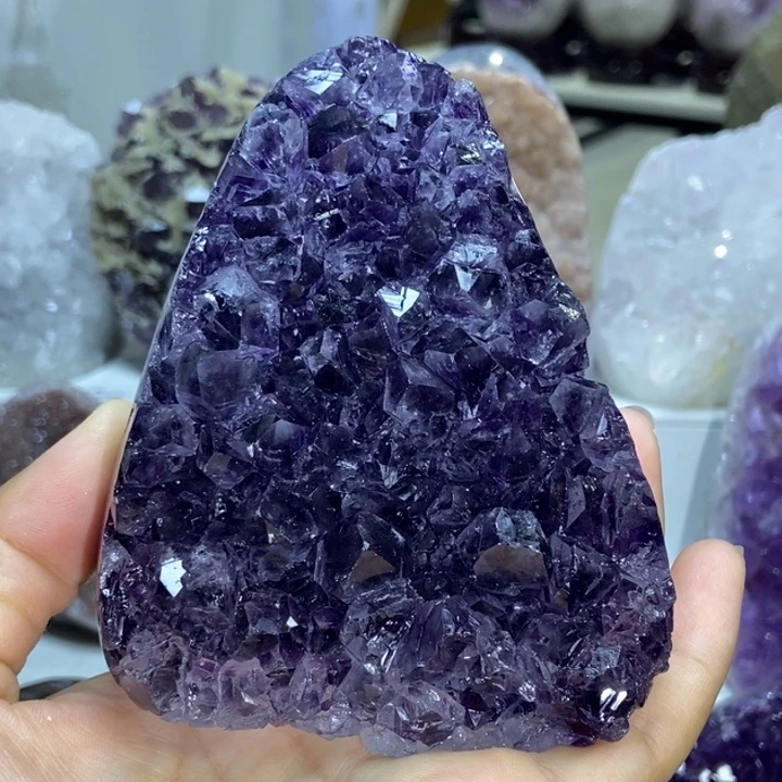 紫晶大型摆件（非配饰）未镶嵌小潘