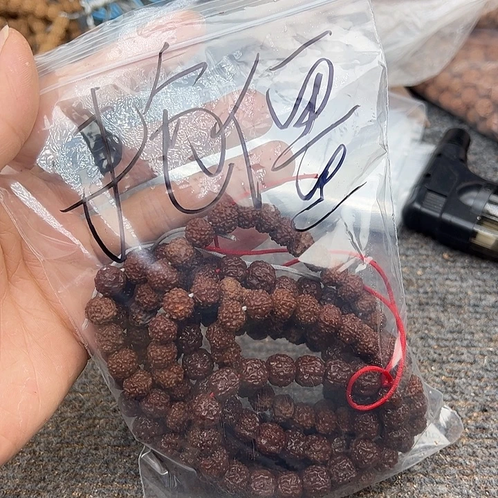 拖***特手串金刚菩提谢谢