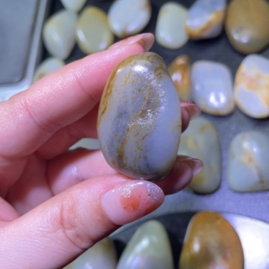 【闪购商品】颈饰未镶嵌和田玉