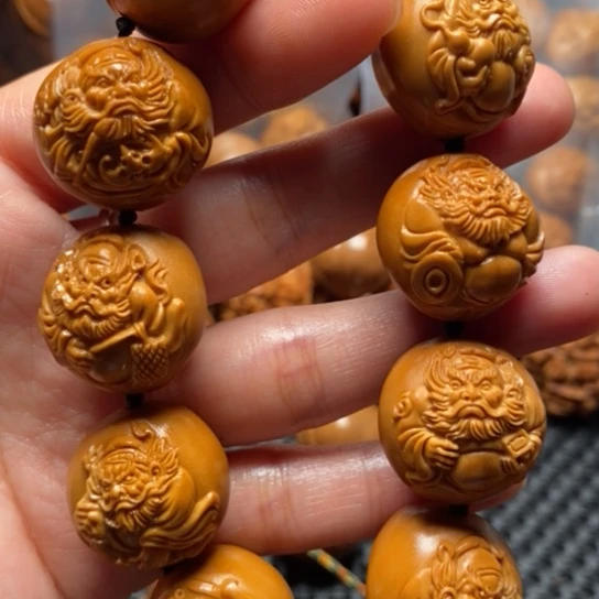 橄榄核吊坠老*光背钟馗