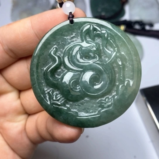 颈饰未镶嵌翡翠翡翠