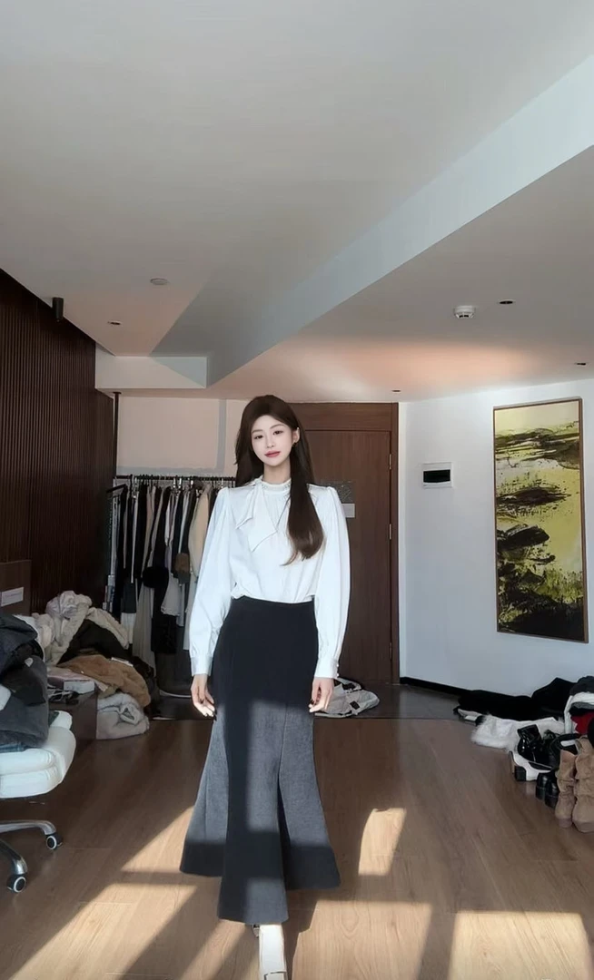 法式钉珠飘带2025春季新款设计感缎面气质长袖上衣鱼尾半身裙