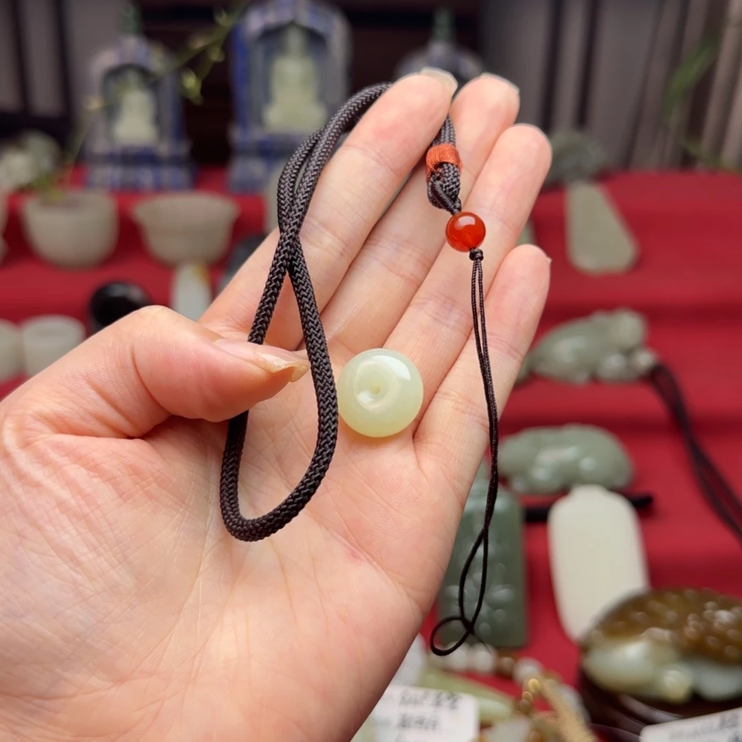 和田玉未镶嵌把件领**游