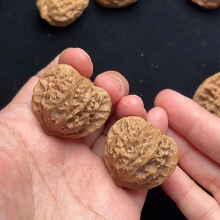 吊坠文玩核桃金三角35.35.29