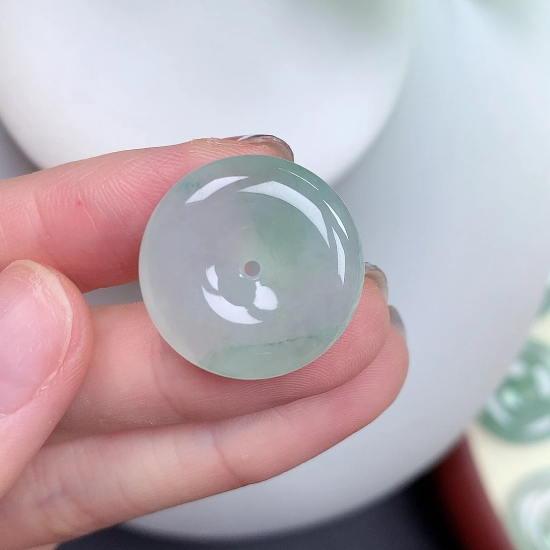翡翠未镶嵌颈饰平安扣 21.5-5.8mm