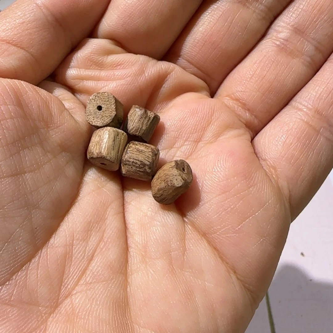 【闪购商品】沉香沉香木制品随行瘤疤土沉送5粒