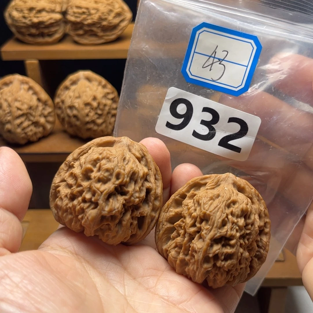 吊坠文玩核桃南疆43