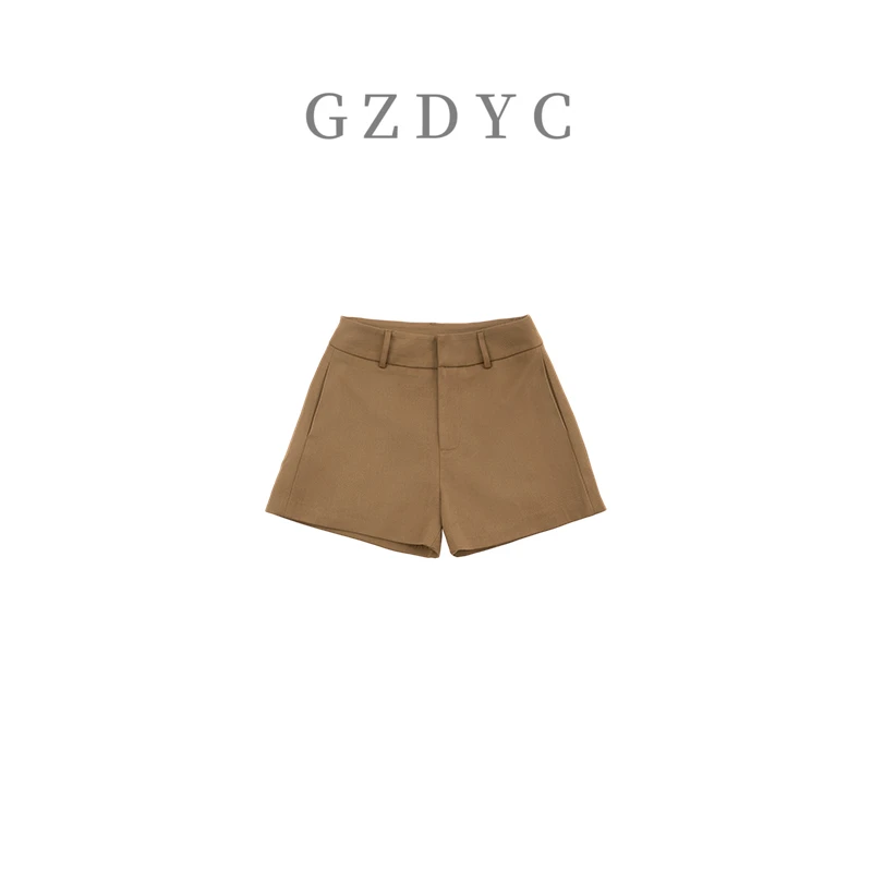 【鸽子的衣橱】A字版 新款设计感时尚百搭显瘦气质显瘦休闲简约短裤