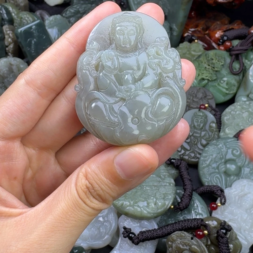 和田玉未镶嵌颈饰