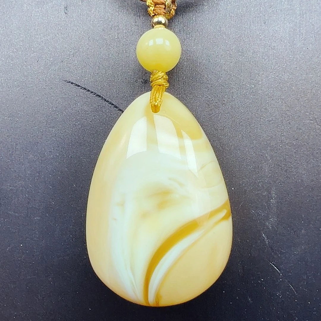 蜜蜡颈饰未镶嵌水滴9.5克