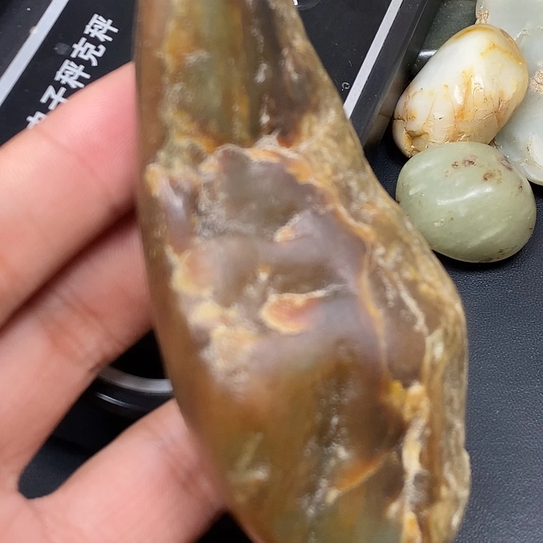 和田玉（糖玉）未镶嵌挂件