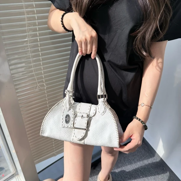 95新 FENDI/芬迪 芬迪/白色手提/sk772