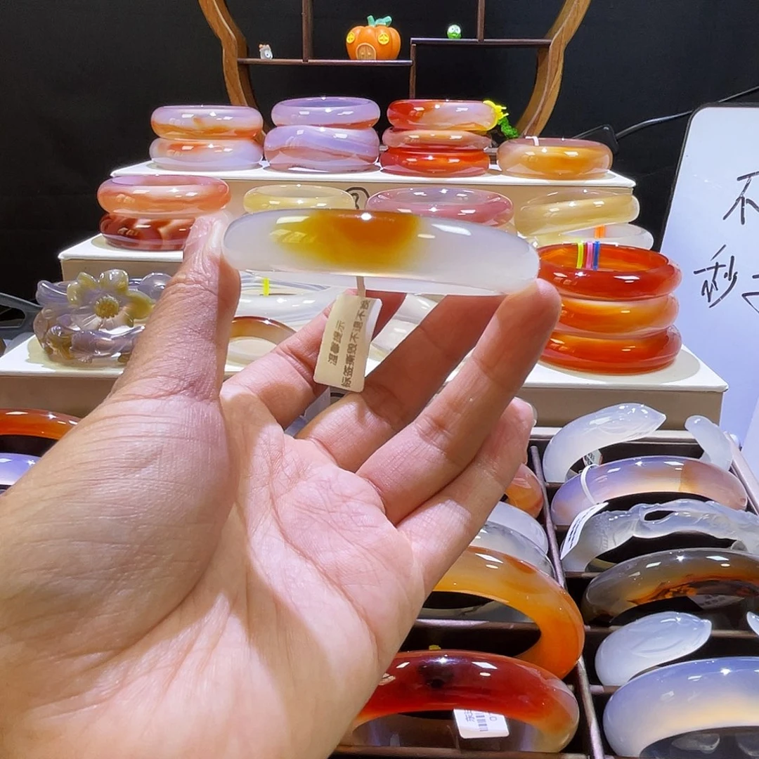 手镯玛瑙/玉髓未镶嵌