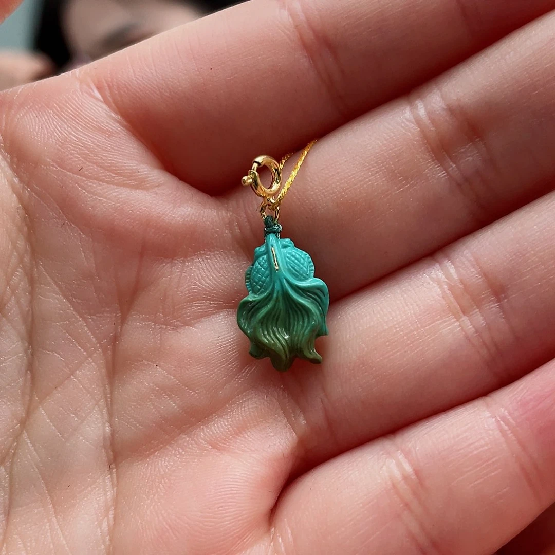 绿松石颈饰未镶嵌