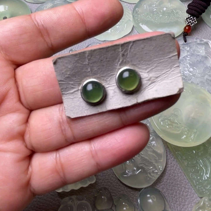 岫玉吊坠(赠链)未镶嵌星*十