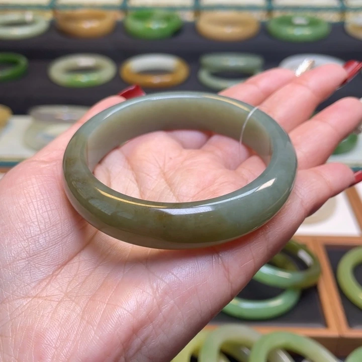 和田玉手镯未镶嵌56