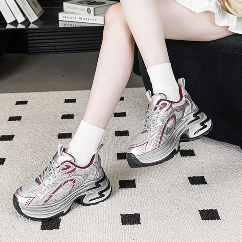 银色厚底老爹鞋女款2025春秋季新款覆古增高百搭爆款休闲运动鞋子