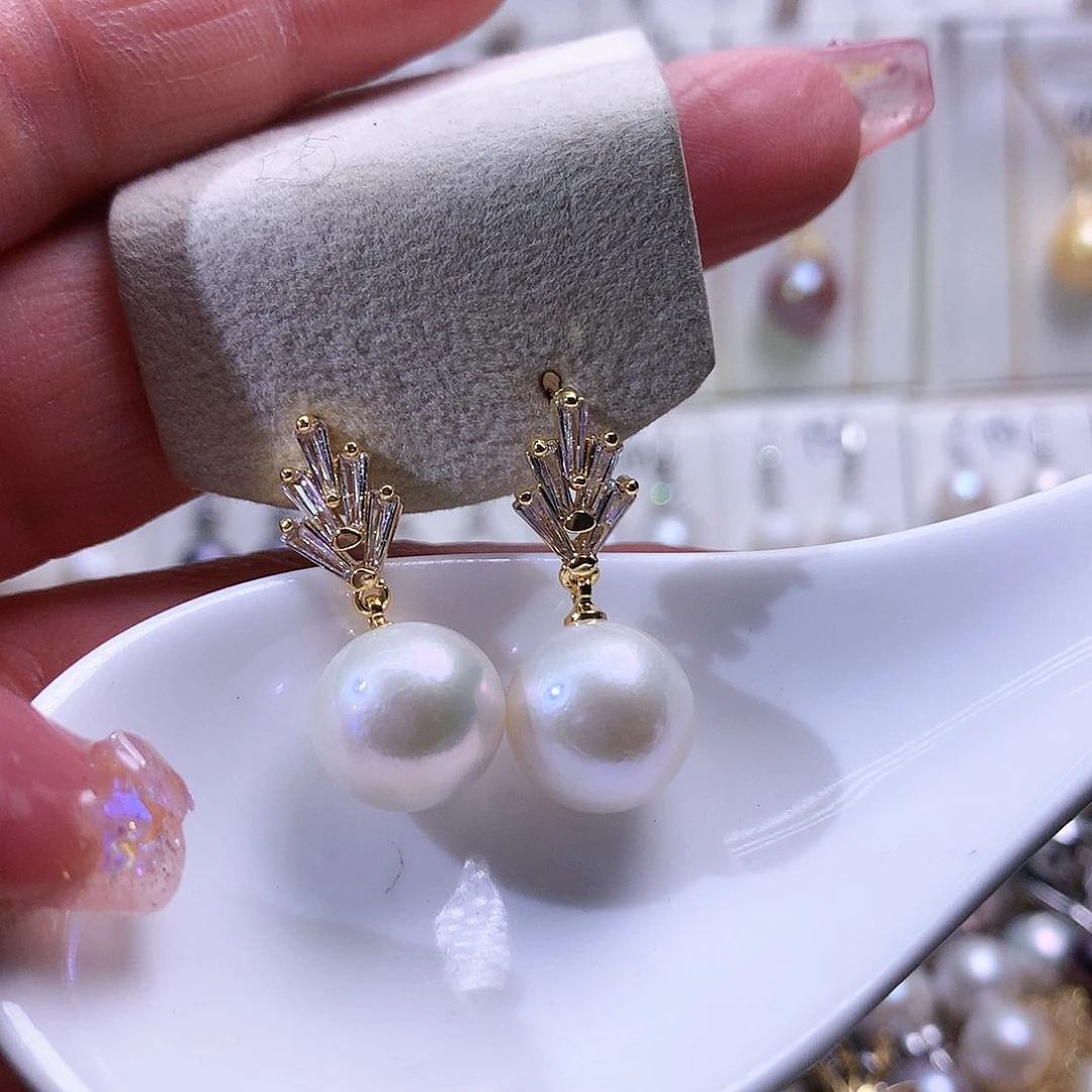 淡水珍珠耳饰未镶嵌