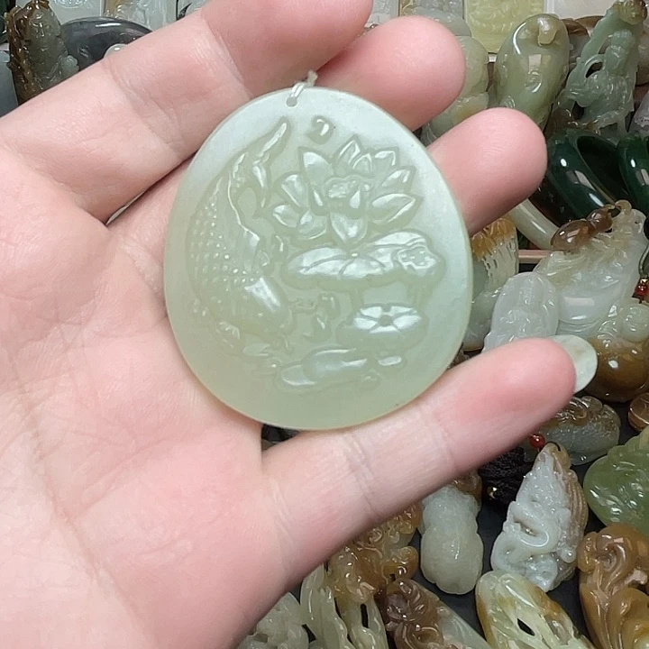 和田玉未镶嵌挂件