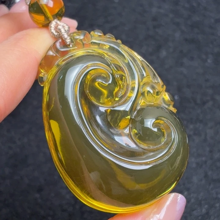 琥珀未镶嵌珠宝奇石柳青如意