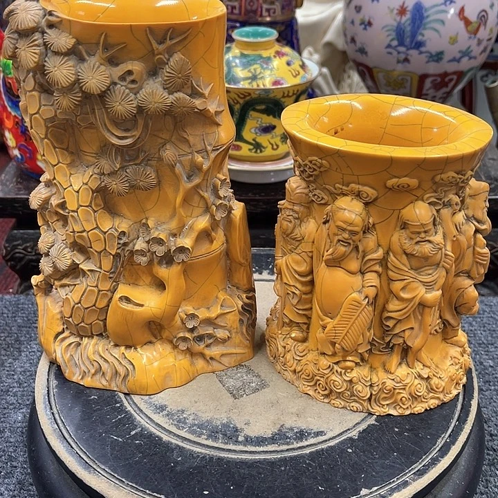 雅***馆瓷片摆件工艺品有限公司总经理