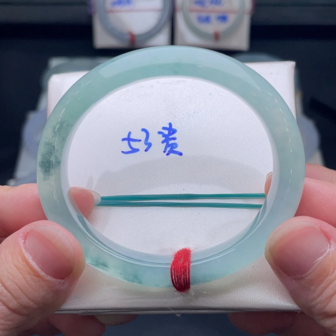 翡翠未镶嵌手镯翡翠手镯13