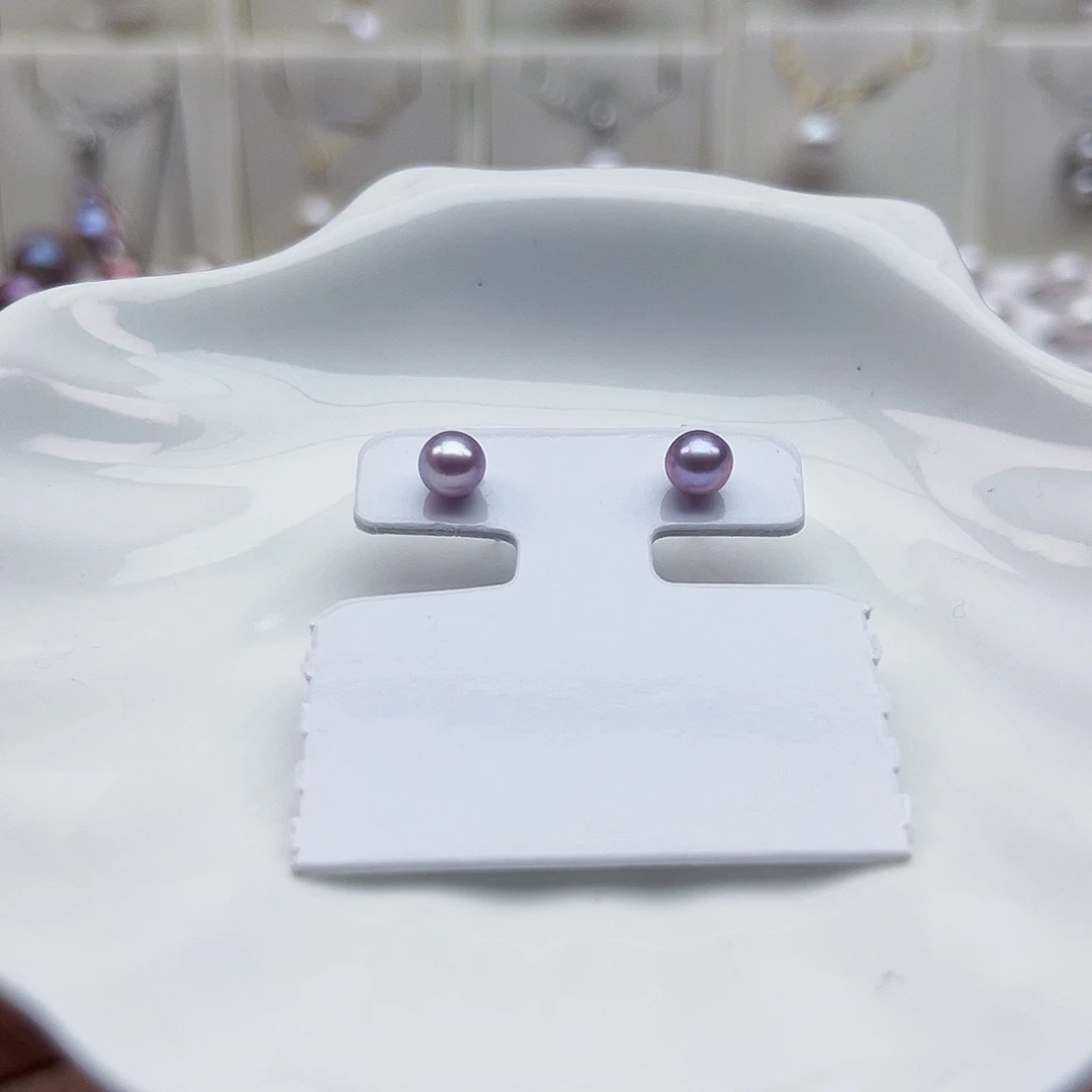 淡水珍珠耳饰未镶嵌