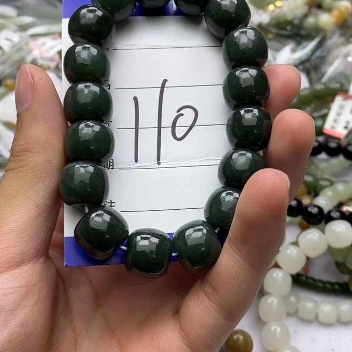 和田玉未镶嵌手链