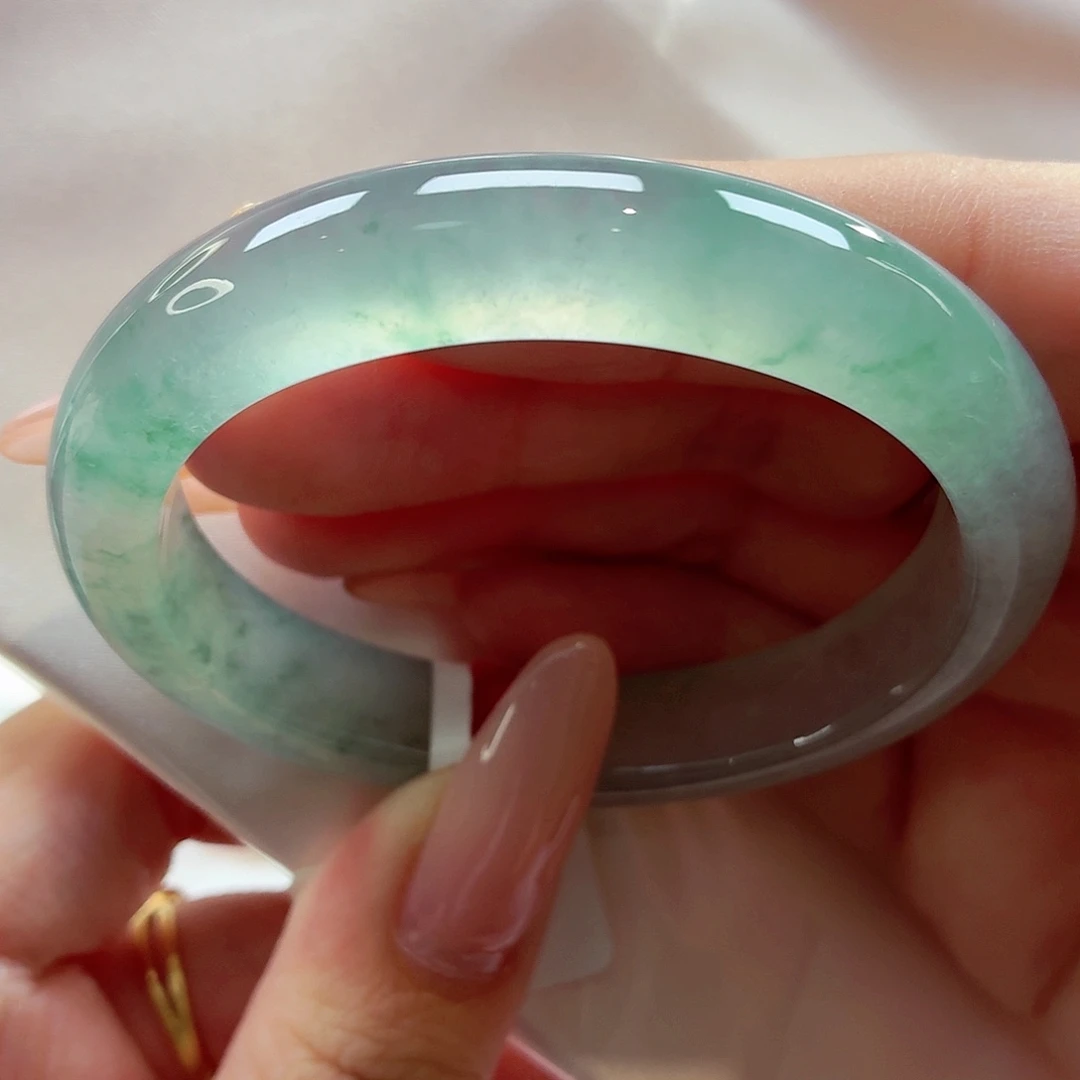 翡翠未镶嵌手镯（贵妃镯）22（38号）