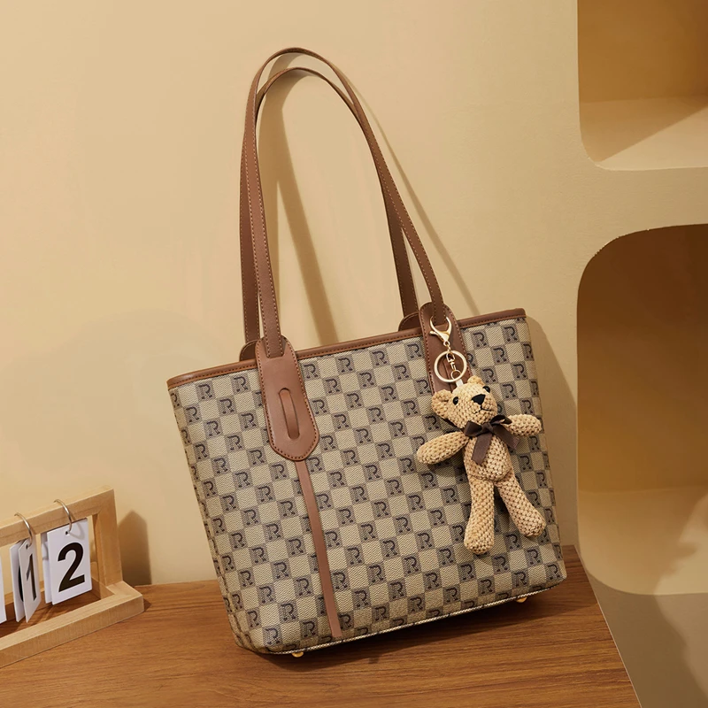 红蜻蜓2025夏季通勤单肩女士女款女生大容量夏天通勤小挎包