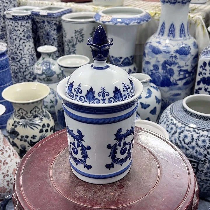 摆件手工手绘高温釉下彩居家摆件，储物罐茶叶罐，小微瑕福利