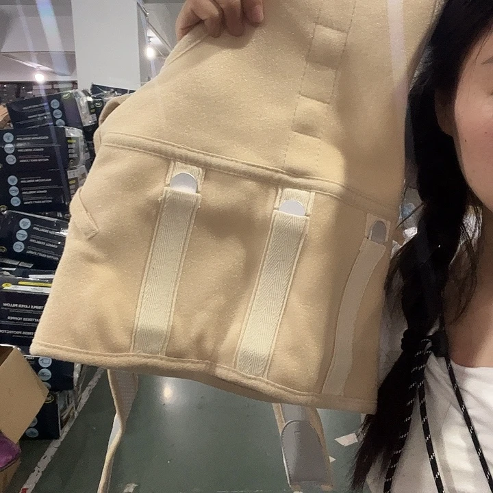 米白色护腰矫正带