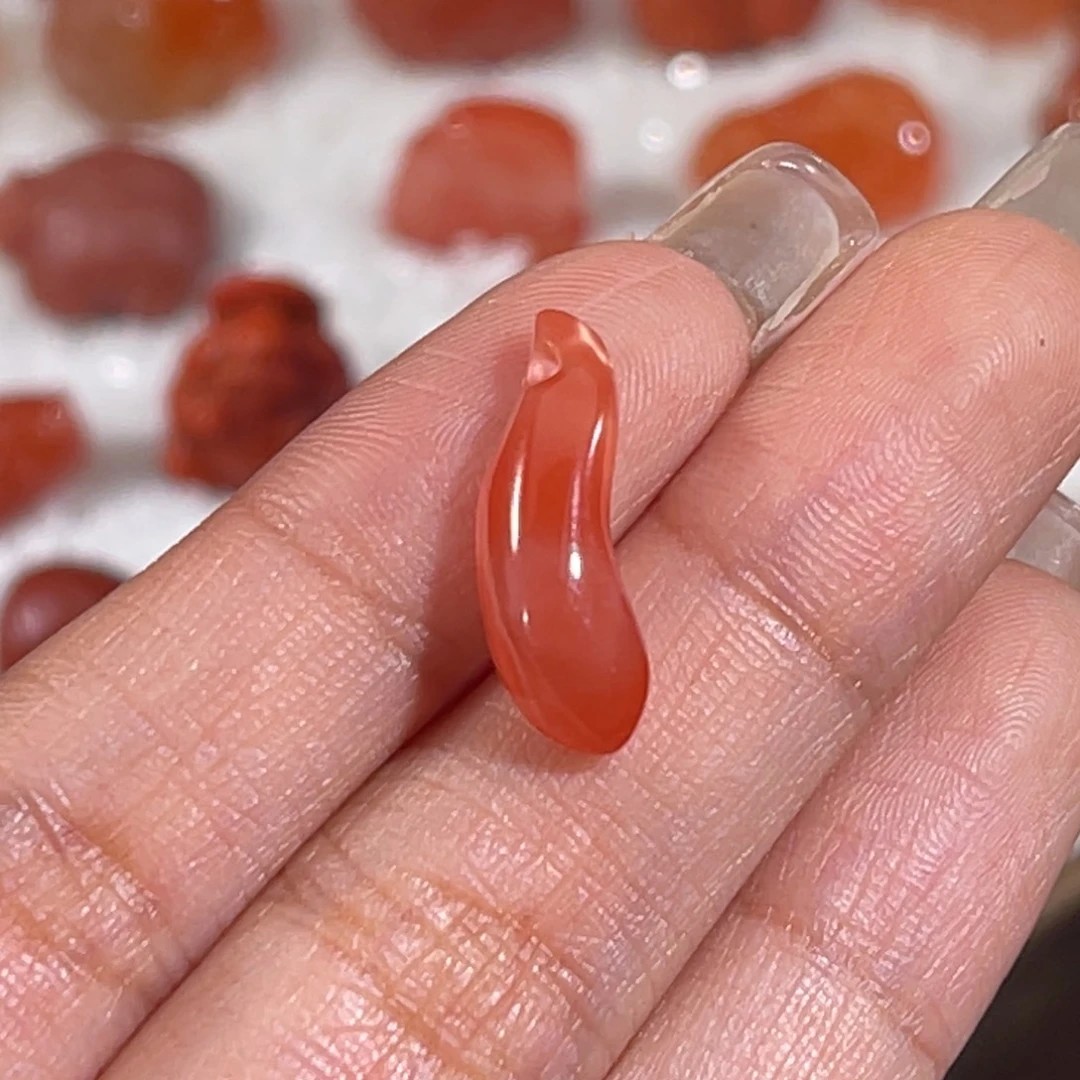 未镶嵌卡子 6.7x19mm不换退南红玛瑙