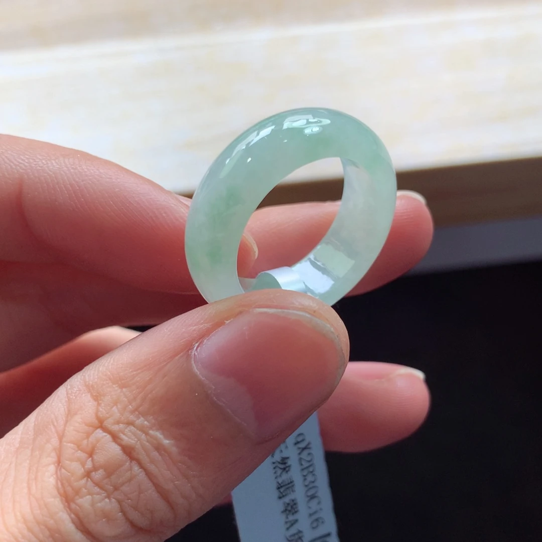 翡翠戒指未镶嵌戒指