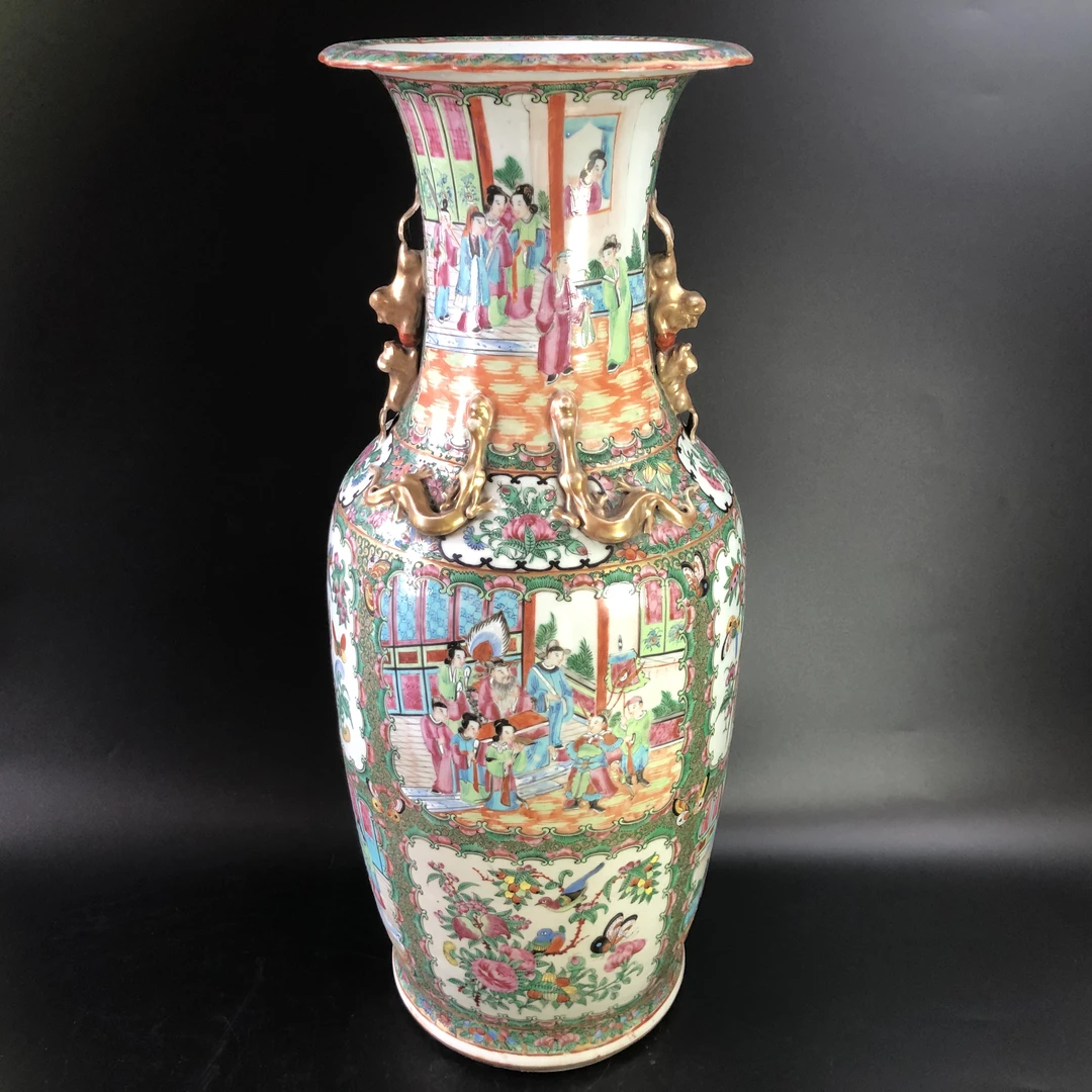 25080813清同治广彩人物花鸟纹赏瓶 高：约61.5cm