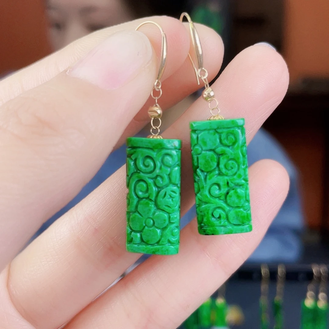 翡翠18K金镶嵌耳饰