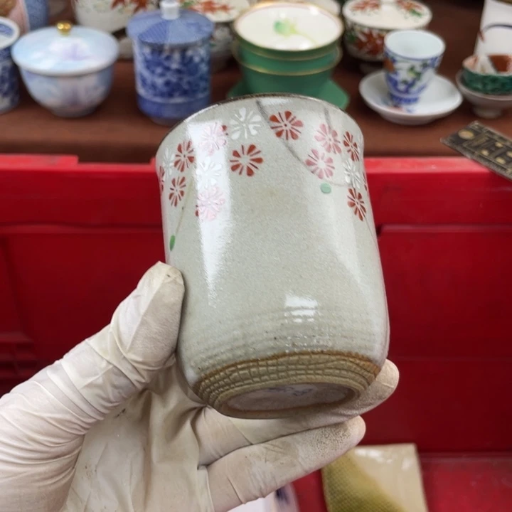 他家瓷器真美…开播了