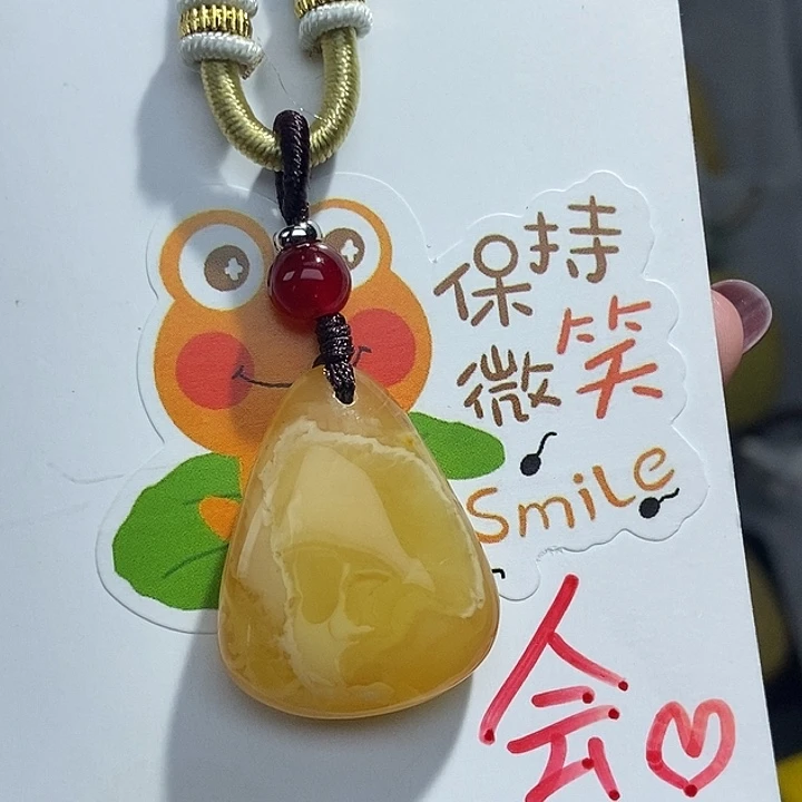 未镶嵌琥珀珠宝奇石