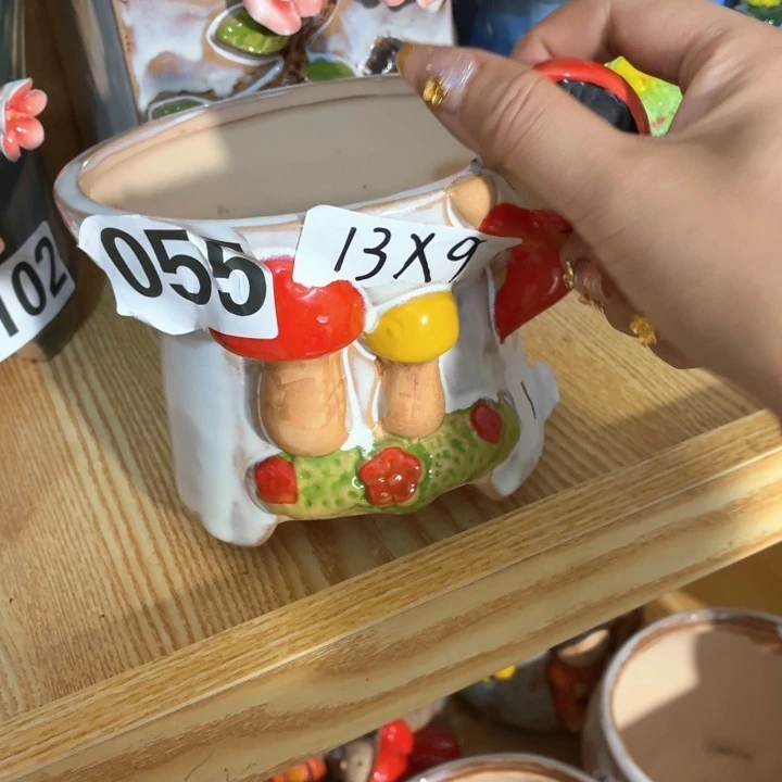 多肉花盆满15包邮