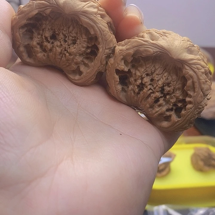 文玩核桃吊坠锐异性，46