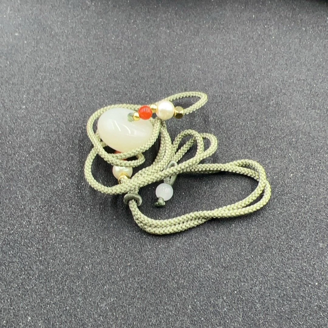 BY0118FPXQ标36 和田玉锁骨珠