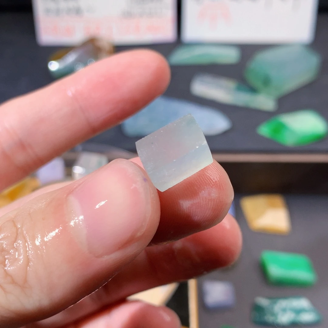 未镶嵌定制翡翠18